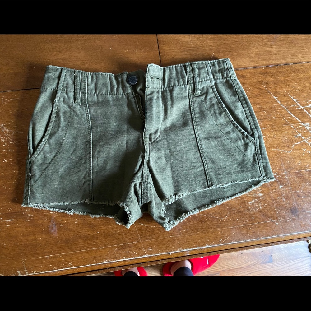 Aeropostale army green short shorts size 000